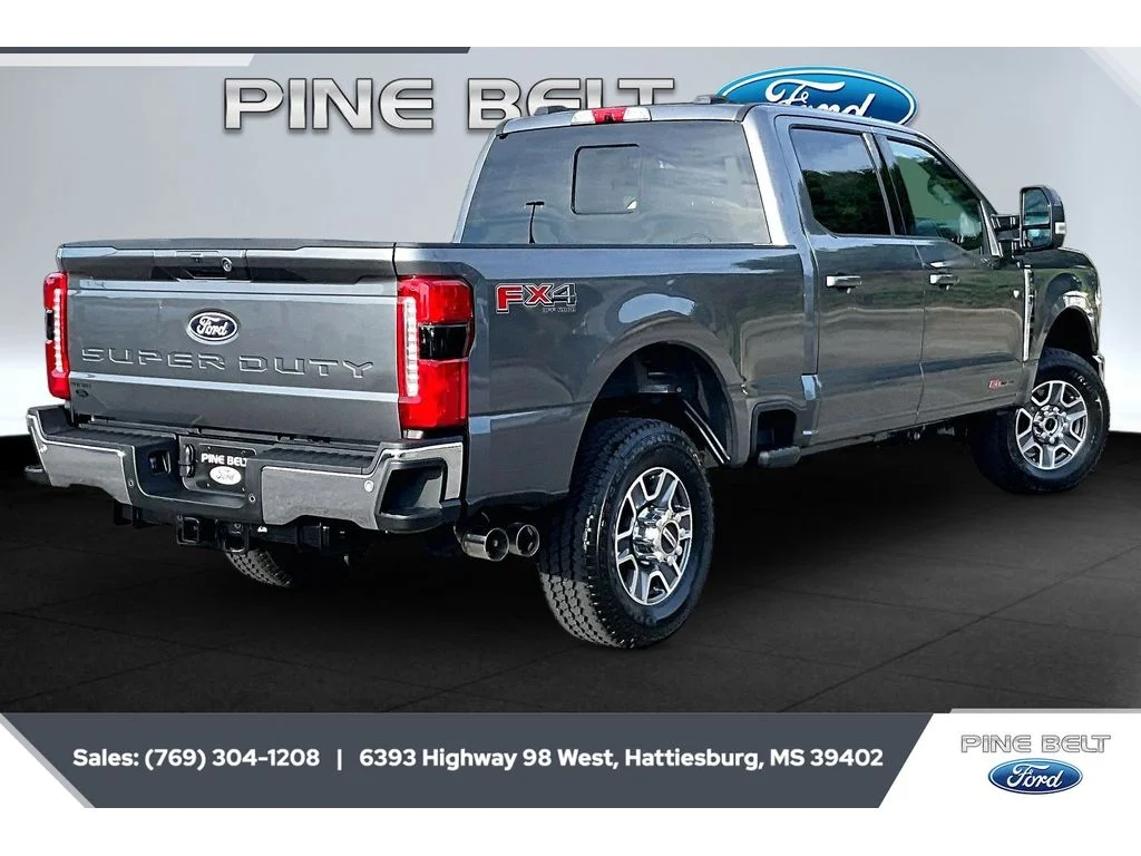 New 2027 Carbonized Gray Metallic Ford F-250® Lariat® image 11