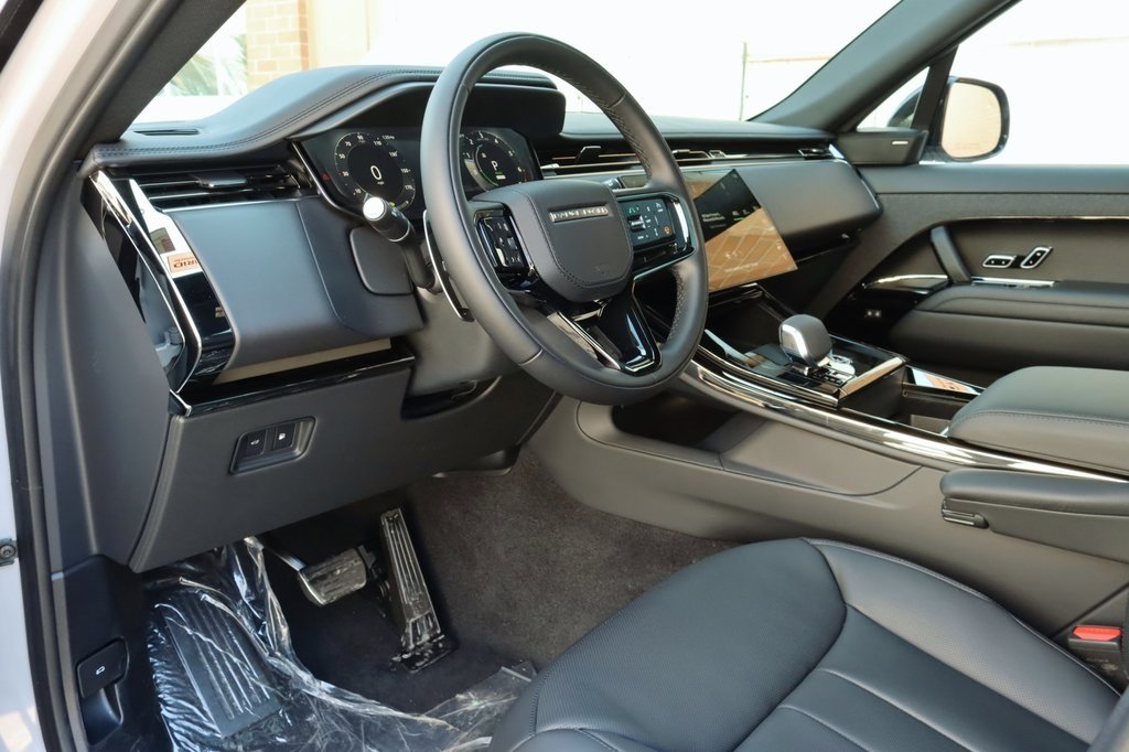 2025 LAND ROVER RANGE ROVER SPORT - Image 11