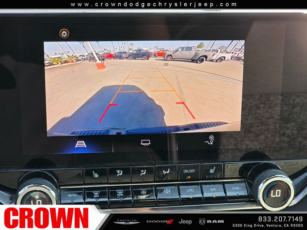 Used 2023 Black Chevrolet Z71 image 26