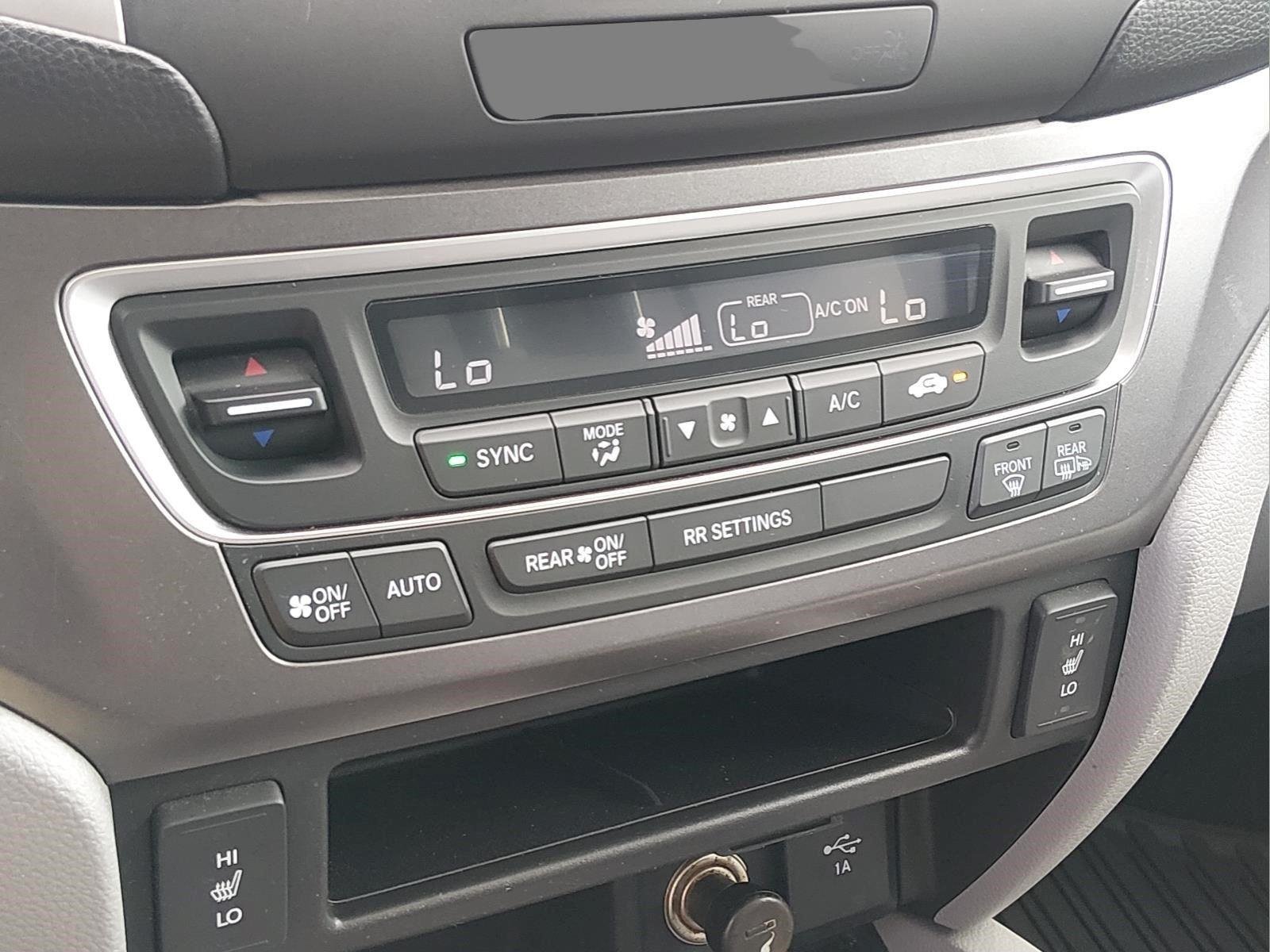 Used 2019 Modern Steel Metallic Honda RTL image 26