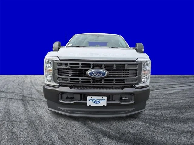 New 2026 Oxford White Ford F-350® XL image 9