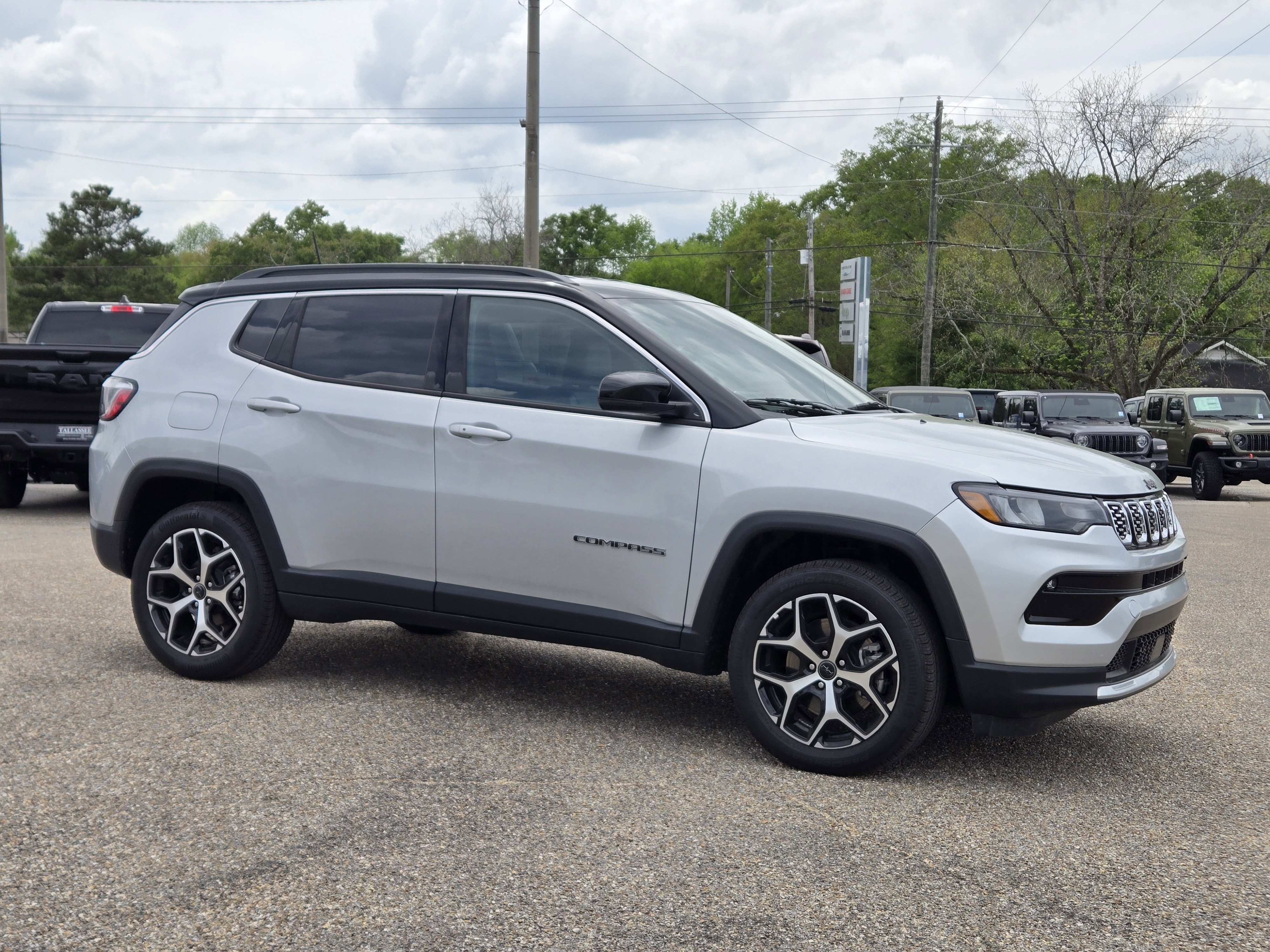 2025 Jeep Compass Limited - Photo 5