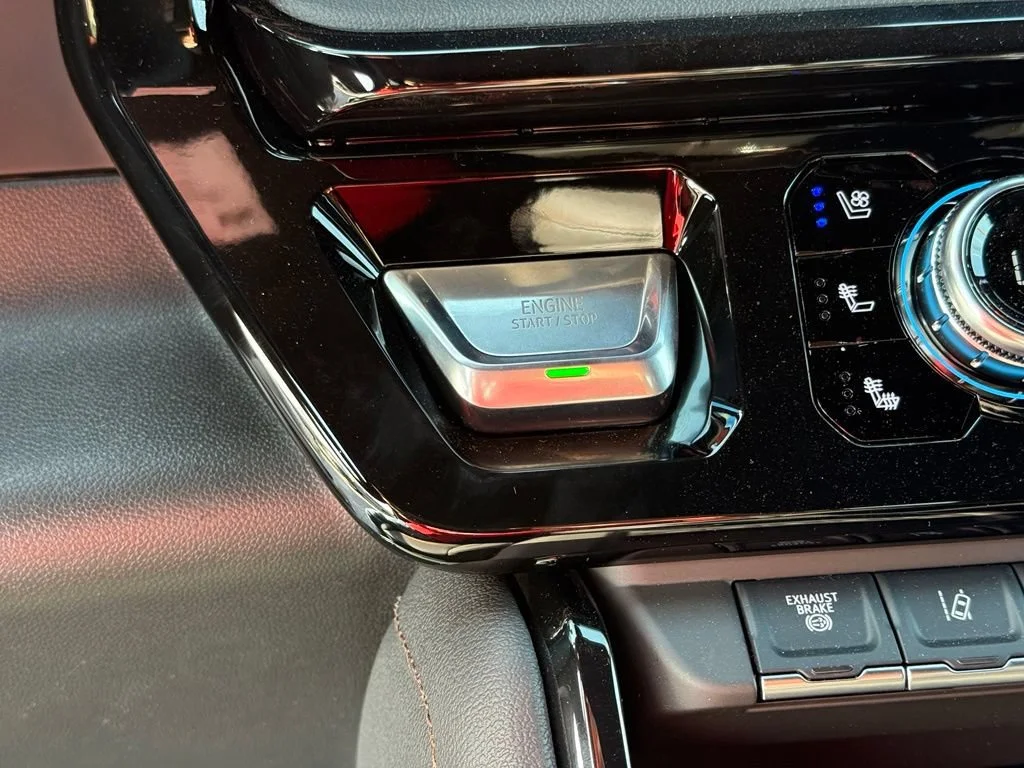 New 2026 Sterling Metallic GMC AT4 image 29