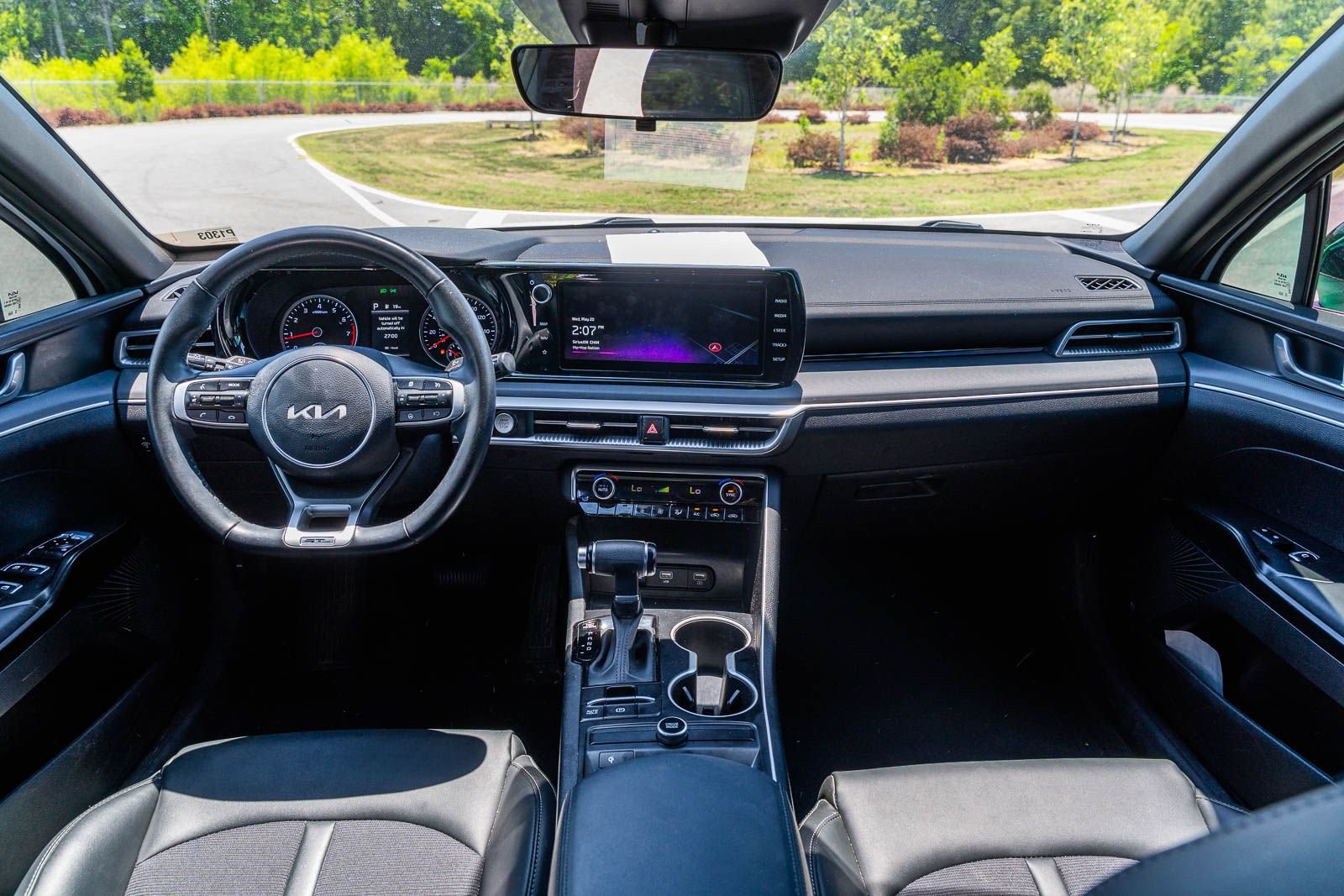 Used 2023 White Kia GT-Line image 22