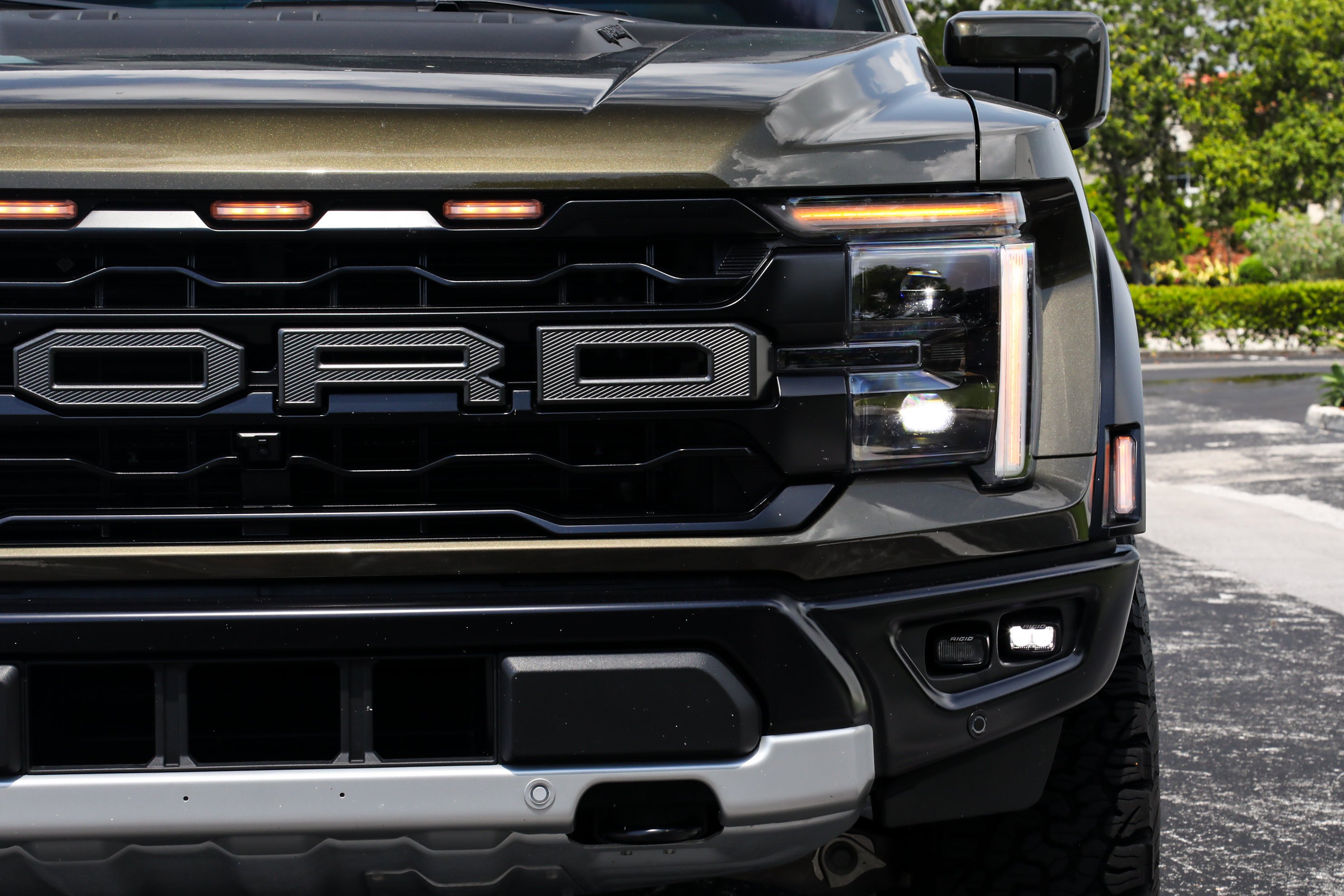 Used 2025 Green Ford Raptor image 10