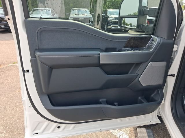 Used 2021 White Ford Lariat image 14