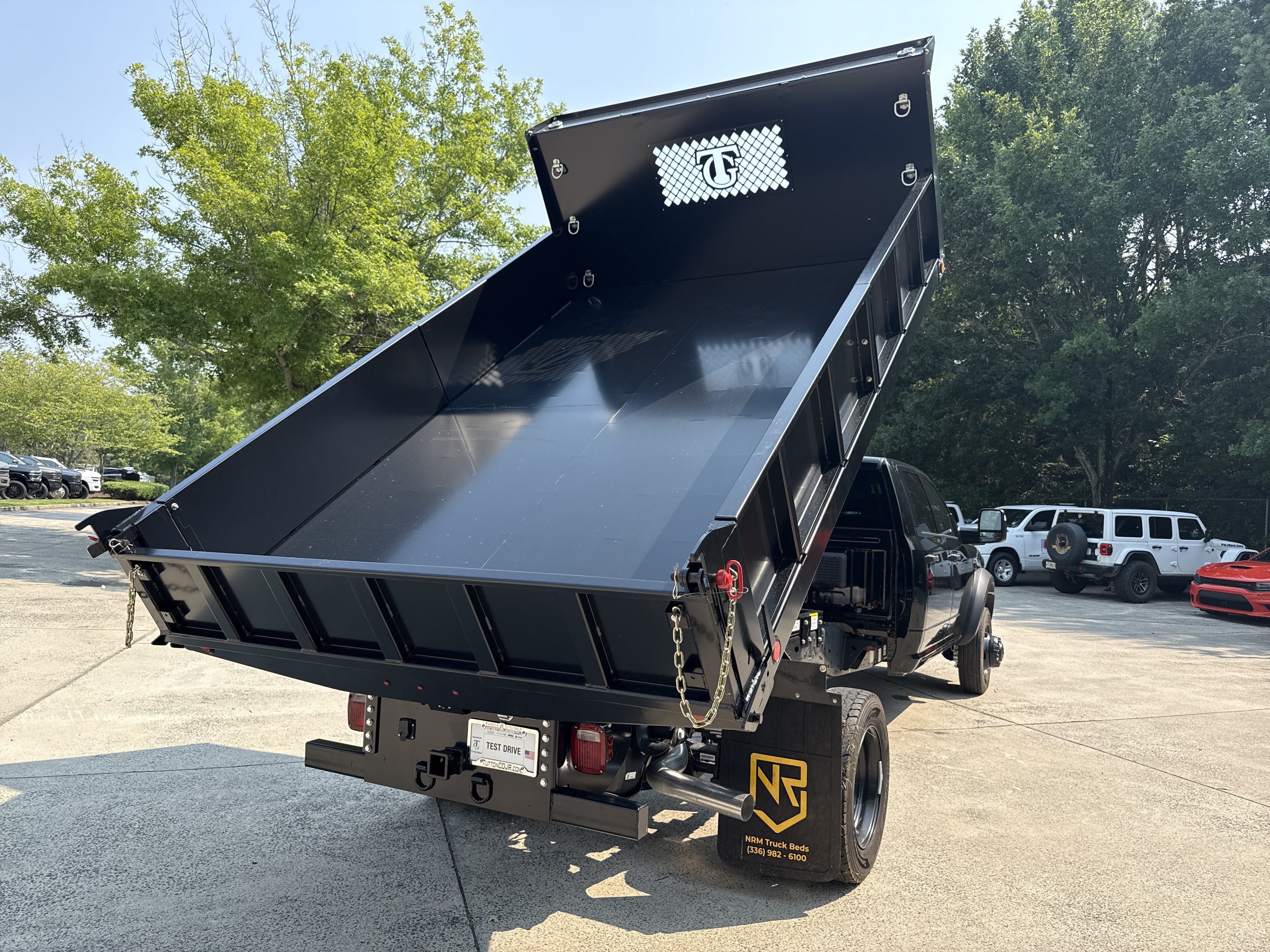 New 2026 Diamond Black Crystal Pearlcoat RAM Tradesman image 23