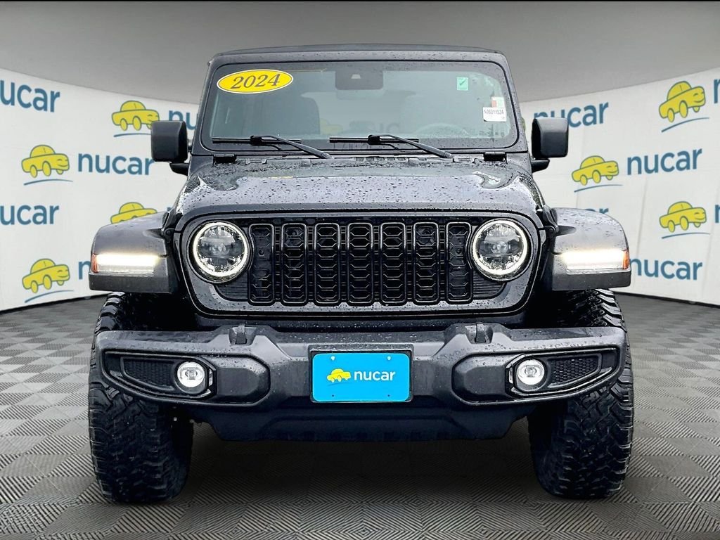 Used 2024 Black Jeep Willys image 2