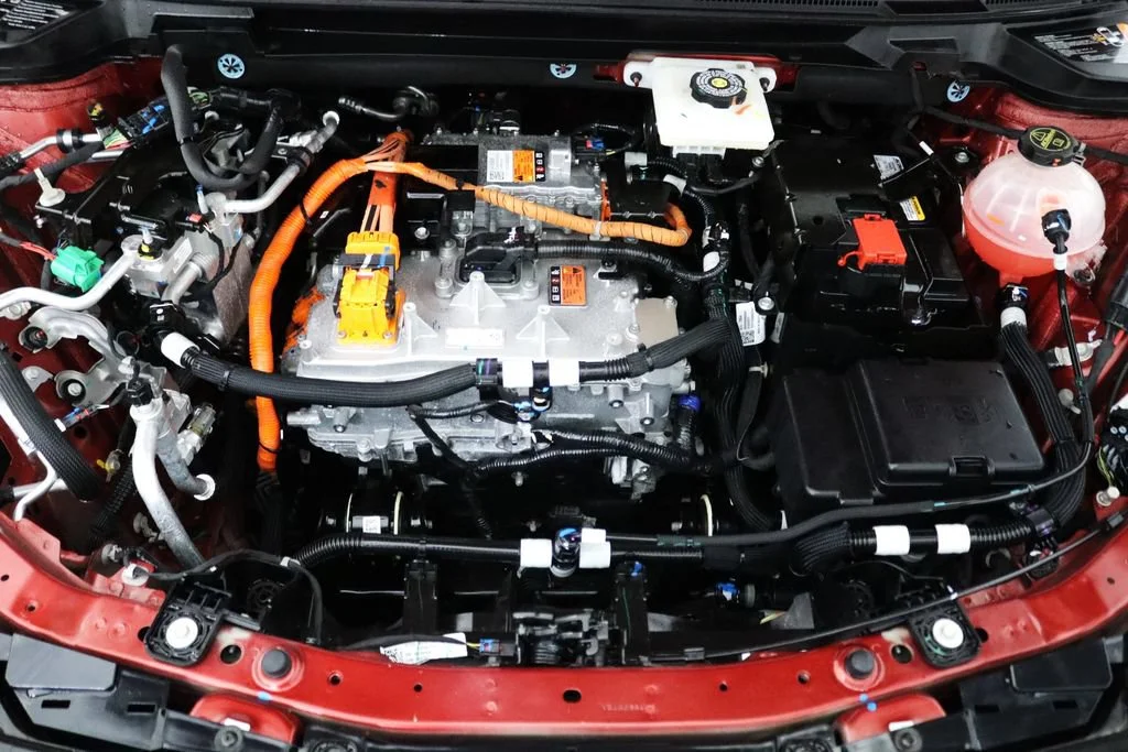 Used 2025 Radiant Red Tintcoat Chevrolet LT image 38