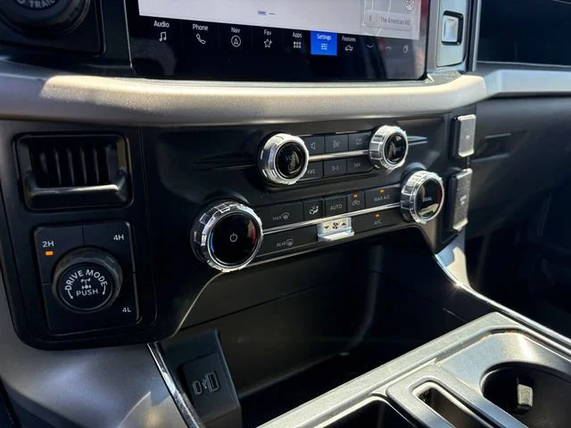 Used 2024 White Ford XLT image 23