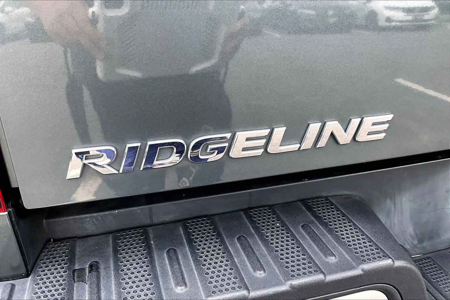 Used 2019 Forest Mist Metallic Honda RTL image 31