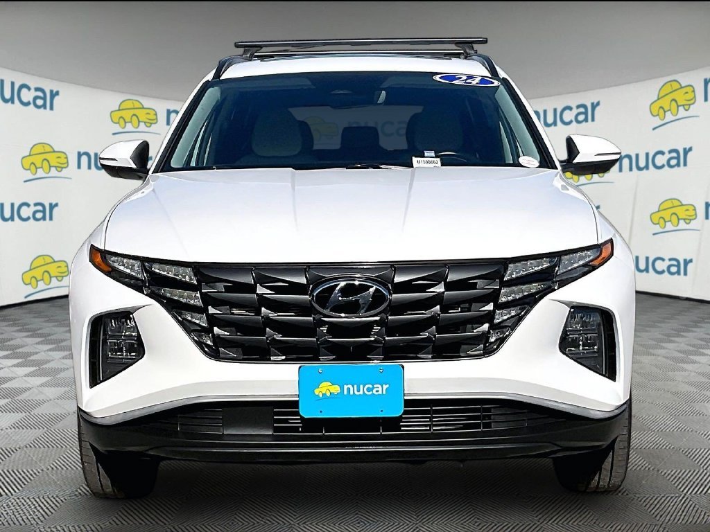 Used 2024 White Hyundai SEL image 2