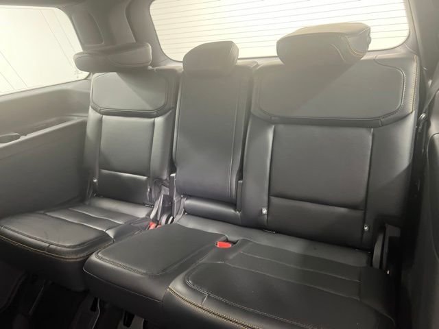 Used 2025 Gray Ford Tremor image 13
