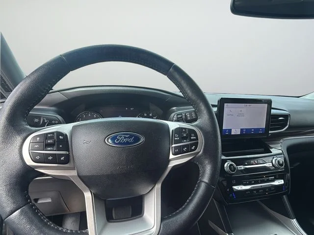 Used 2021 Gray Ford Limited image 10