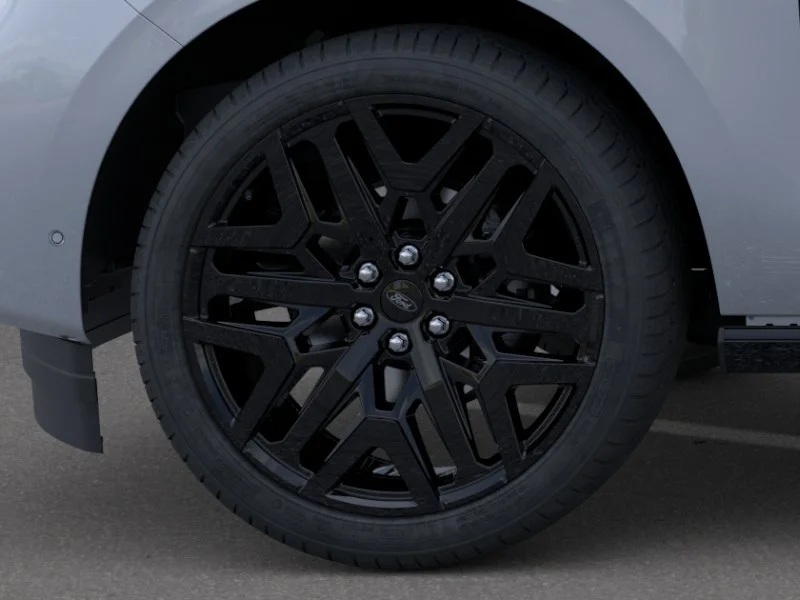 New 2026 Glacier Gray Metallic Tri-Coat Ford Platinum® image 49