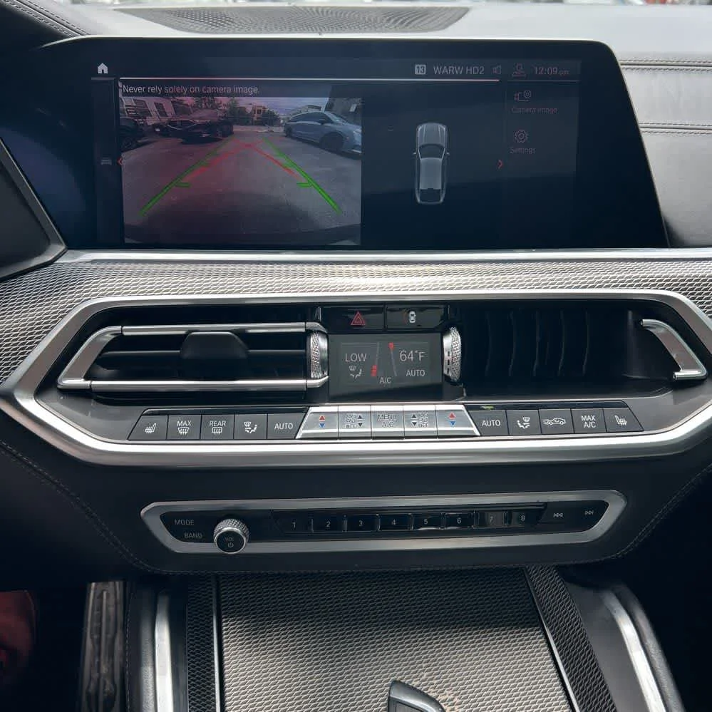Used 2020 Manhattan Green Metallic BMW M50i image 13