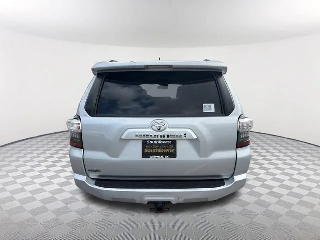 Used 2021 Silver Toyota SR5 Premium image 6