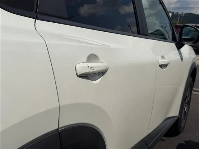 Used 2023 White Nissan SV image 10