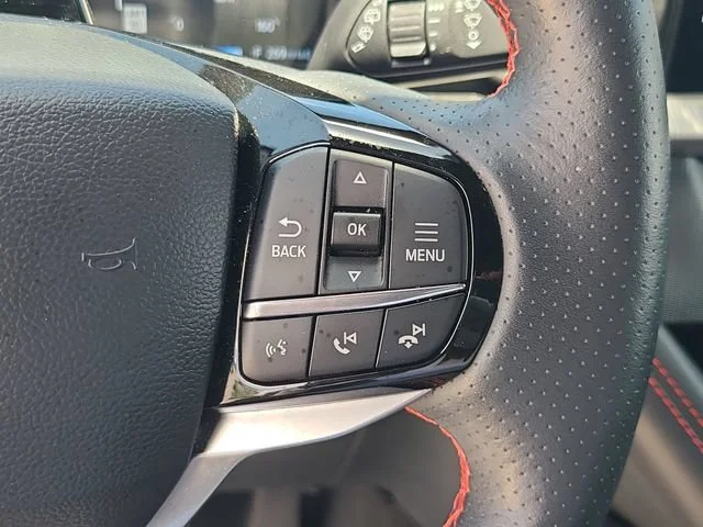 Used 2025 Gray Ford ST-Line image 24