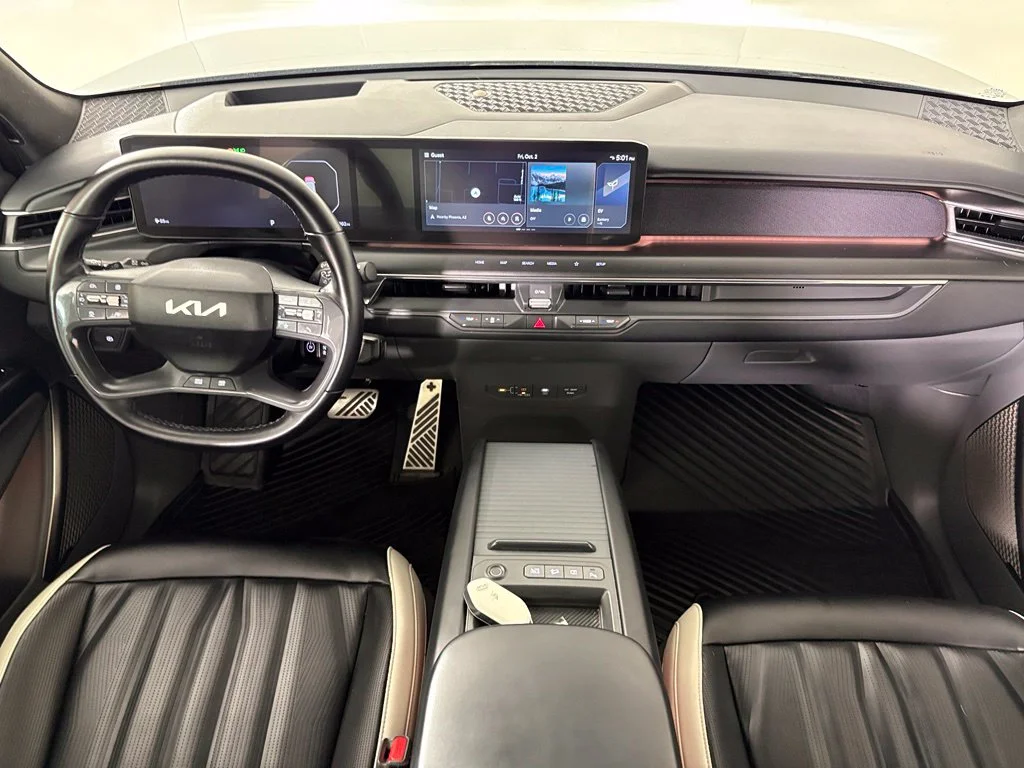 Used 2024 Green Kia GT-Line image 33