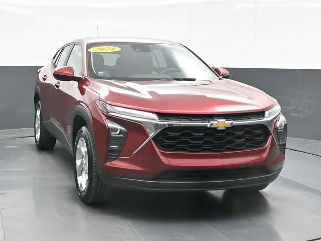 Used 2024 Red Chevrolet LS image 6