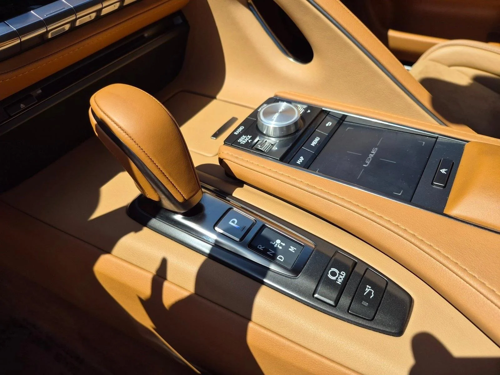 Used 2018 Infrared Lexus LC 500 image 14
