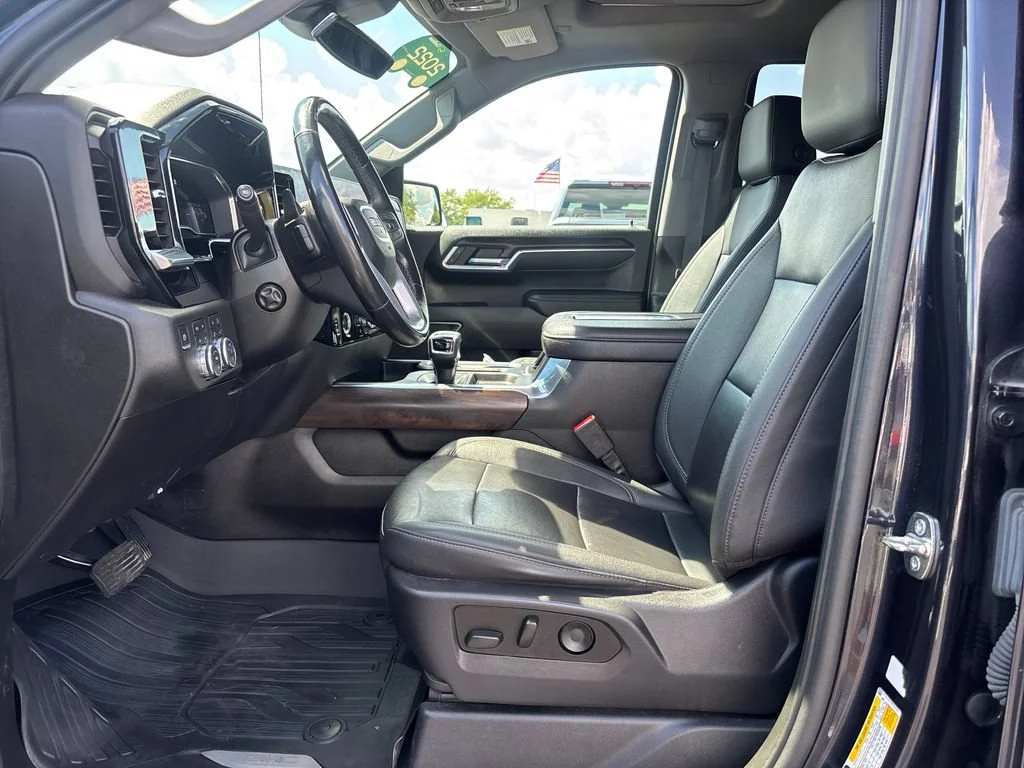2022 GMC Sierra 1500 SLT - Photo 17