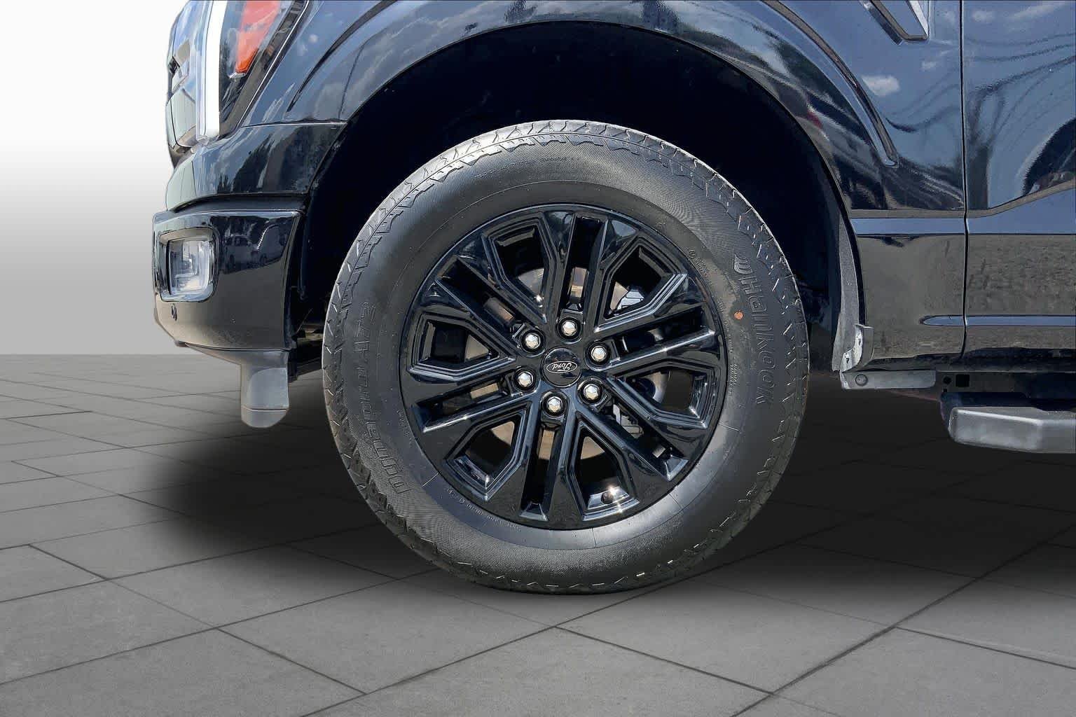 Certified Used 2024 Agate Black Metallic Ford LARIAT image 10