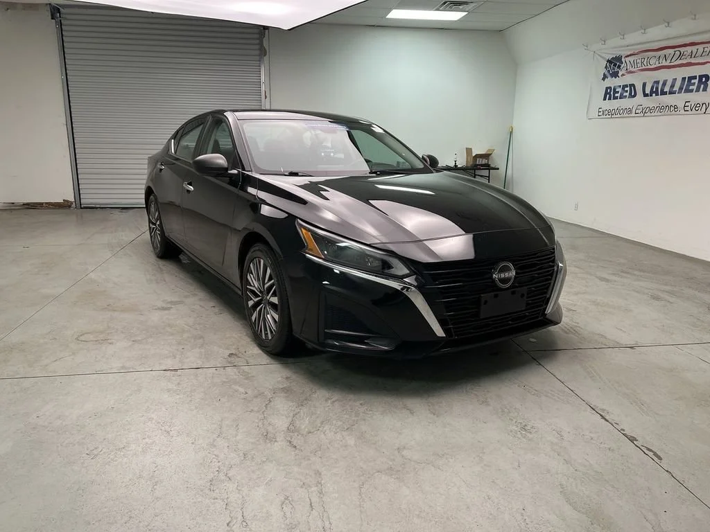 2024 Nissan Altima SV