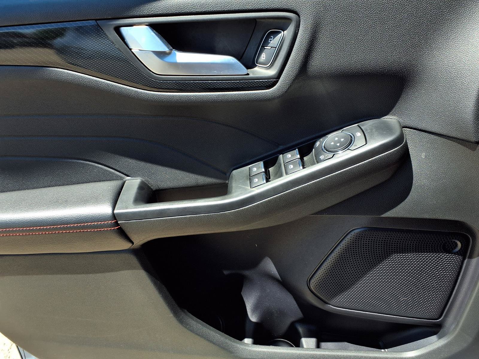 Used 2024  Ford ST-Line image 19