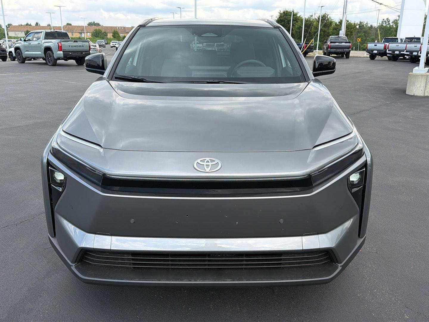 2026 Toyota bZ XLE - Photo 5