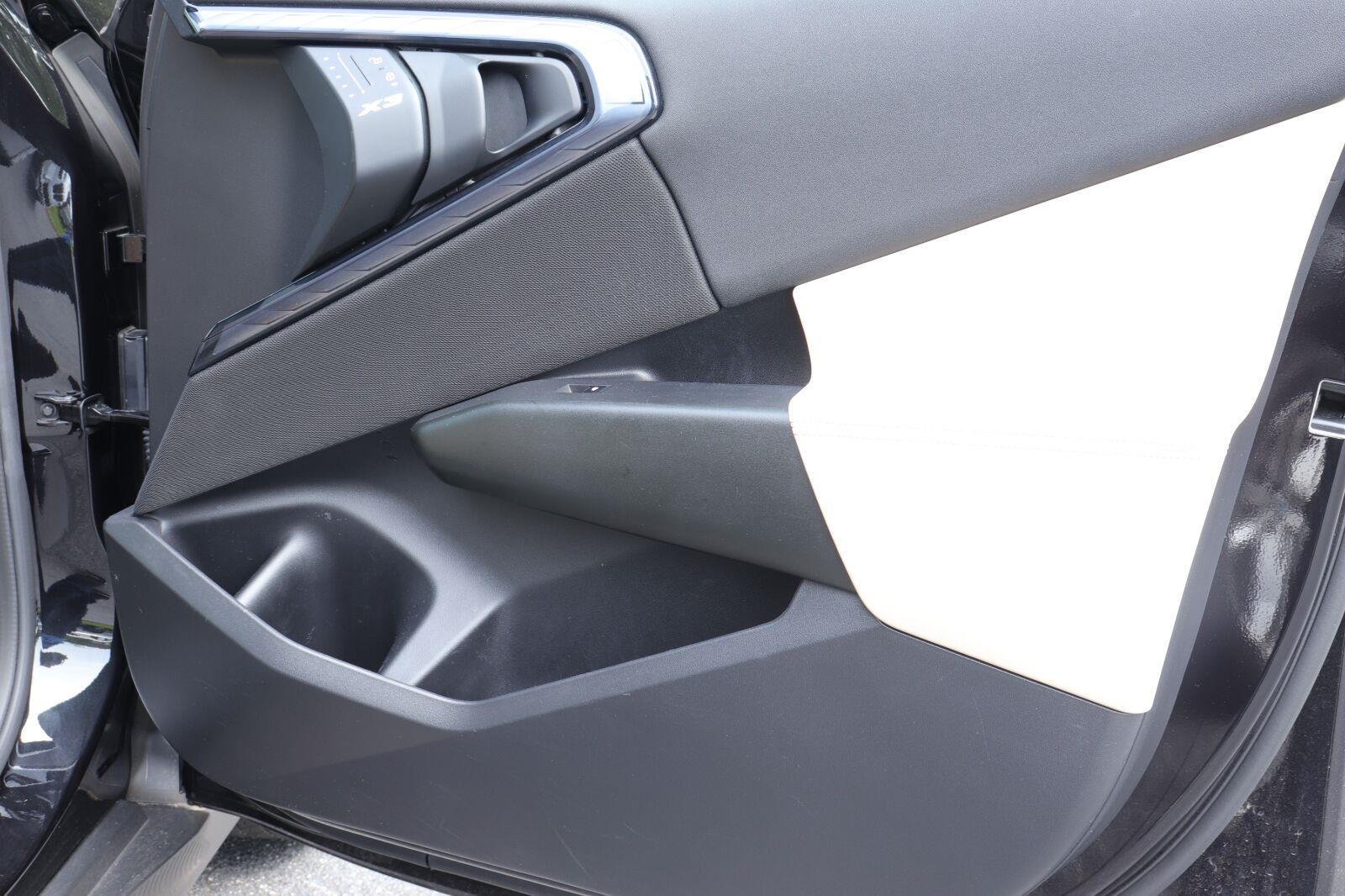 Used 2025 Black Sapphire Metallic BMW 30 xDrive image 19