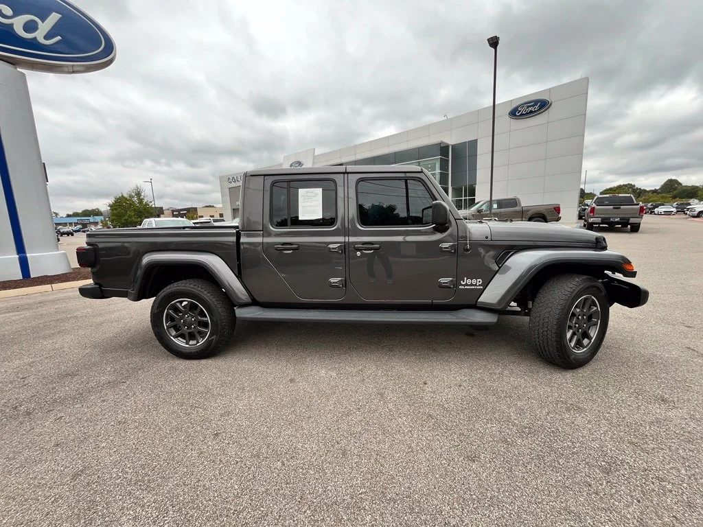 Used 2020 Gray Jeep Overland image 6