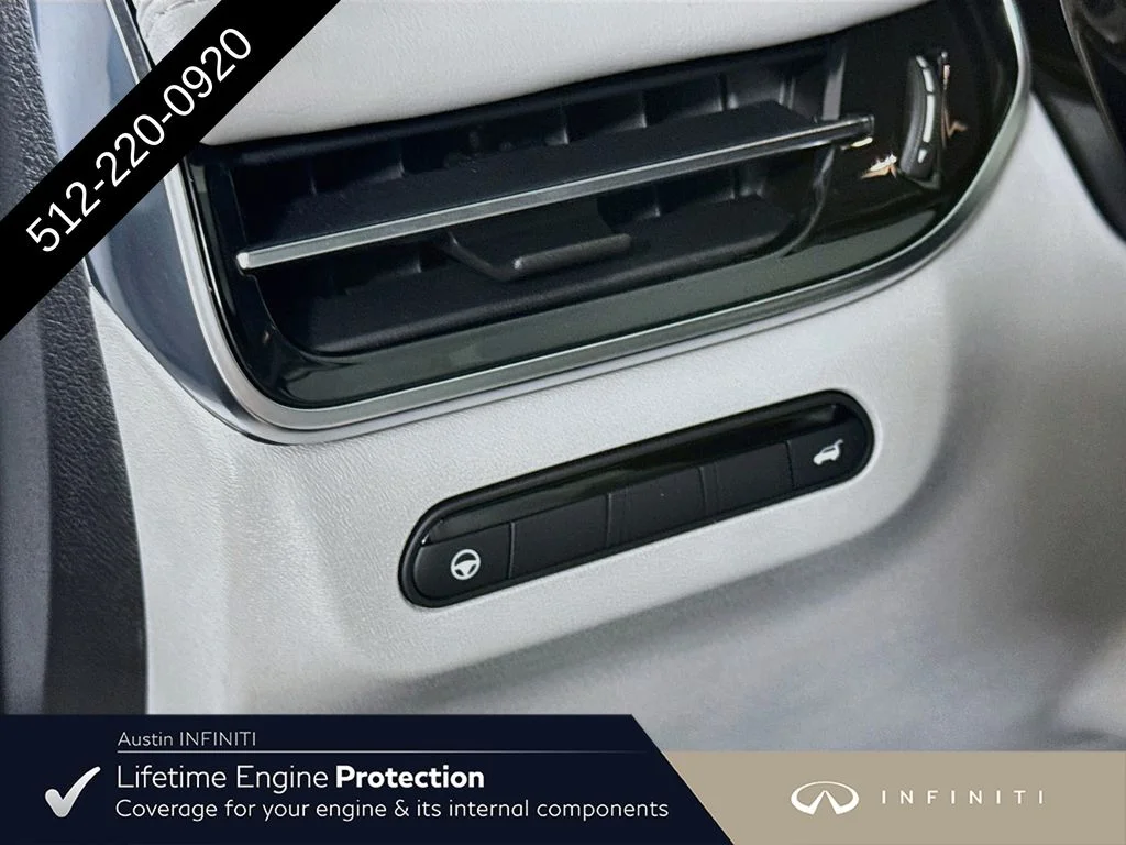 New 2027 White INFINITI LUXE image 11