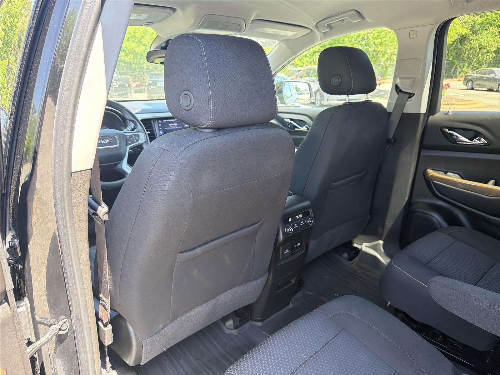 Used 2023 Ebony Twilight Metallic GMC SLE image 22