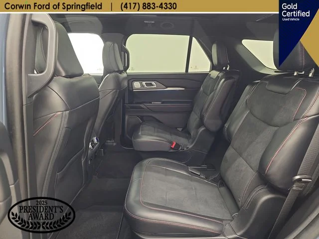 Used 2025 Vapor Blue Ford ST image 20