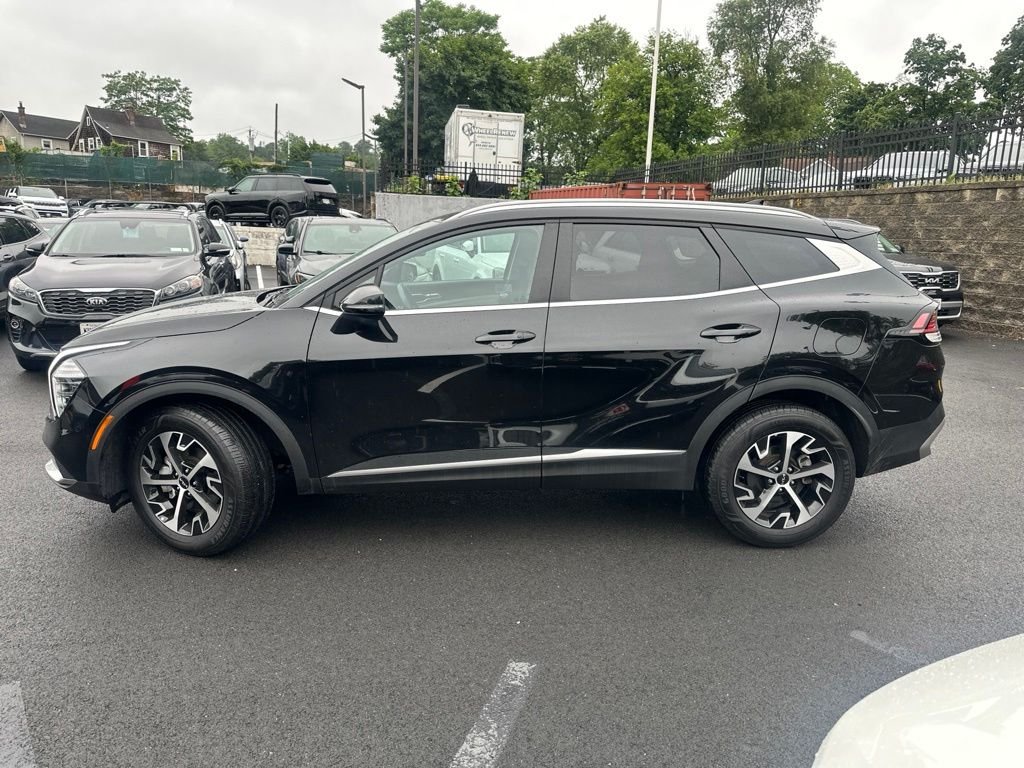 Used 2024 Black Kia EX image 3
