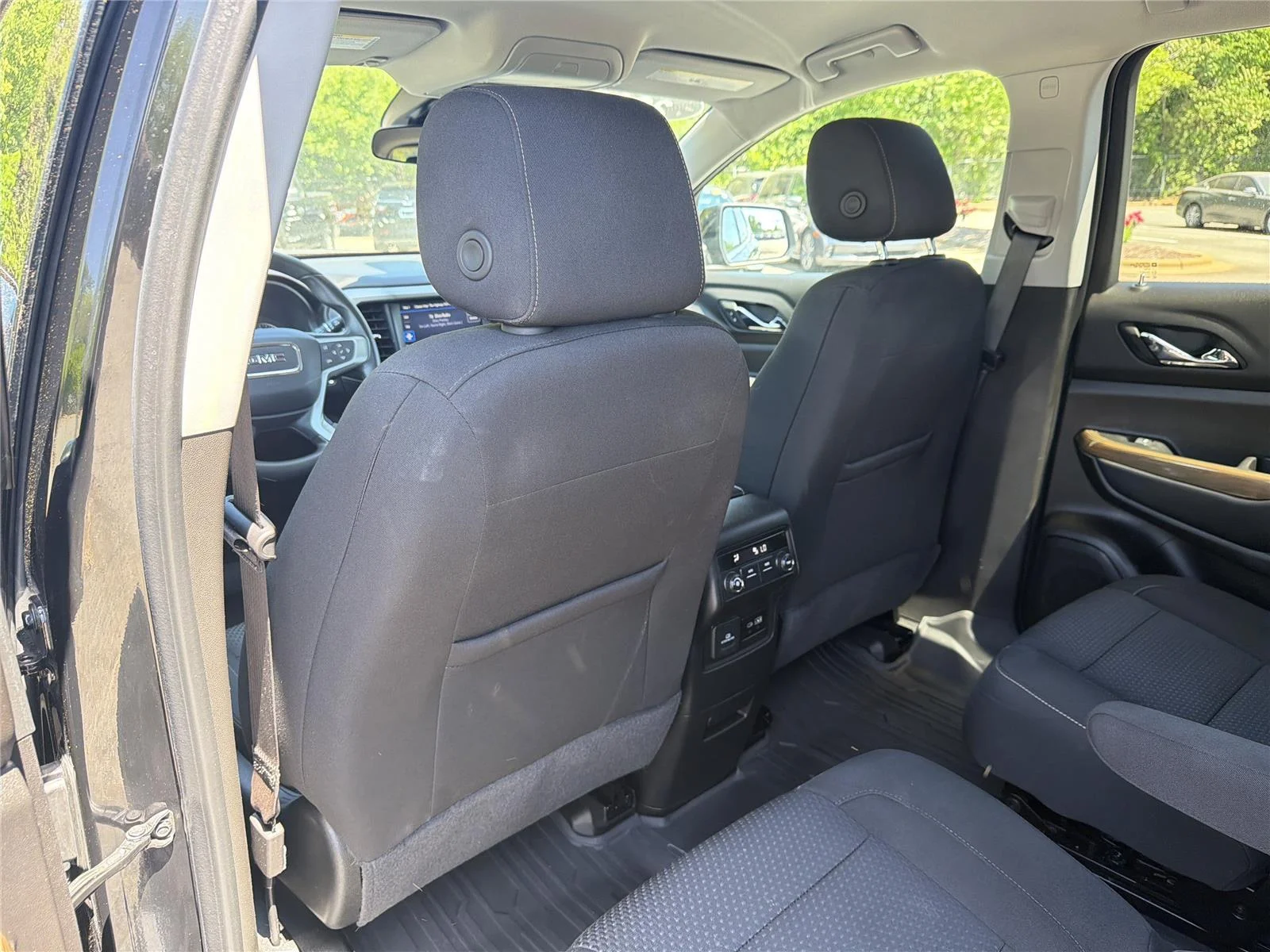 Used 2023 Ebony Twilight Metallic GMC SLE image 22