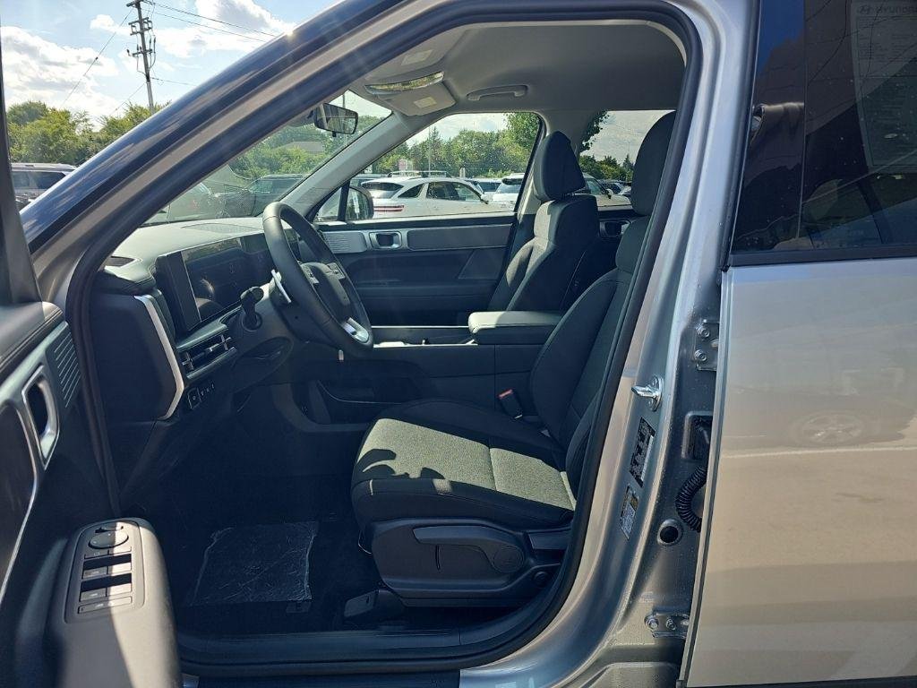 New 2026 Silver Hyundai SE image 9