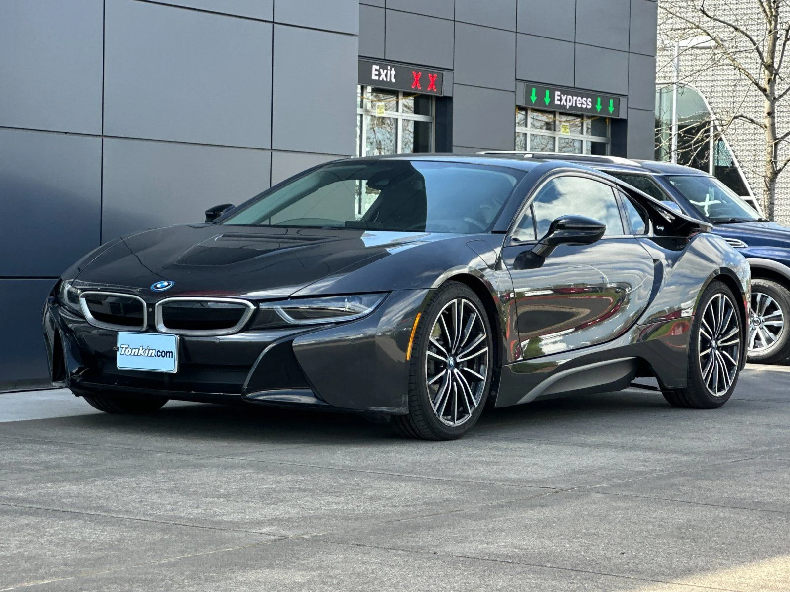 Used 2019 Gray Metallic BMW Base image 7