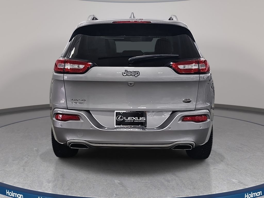 Used 2017 Silver Jeep Overland image 7
