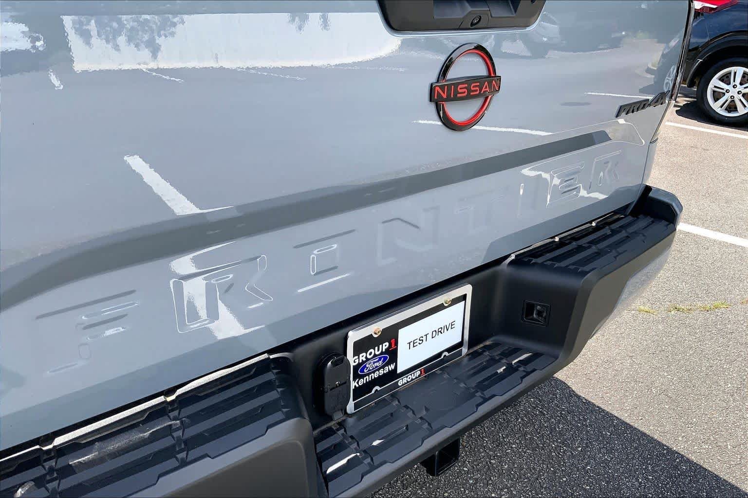 Used 2024 Boulder Gray Pearl Nissan PRO-4X image 30