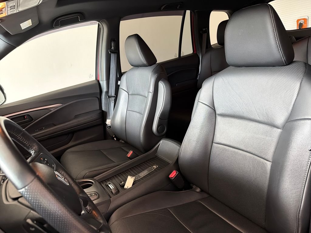 Used 2023  Honda EX-L image 15