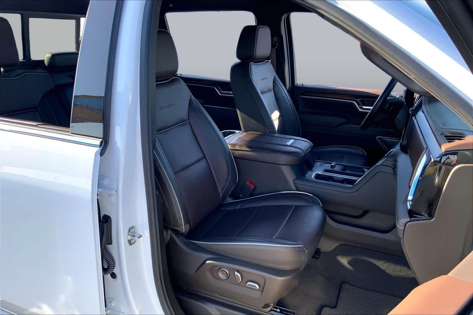 Certified Used 2026 Glacier White Tricoat GMC Denali image 17