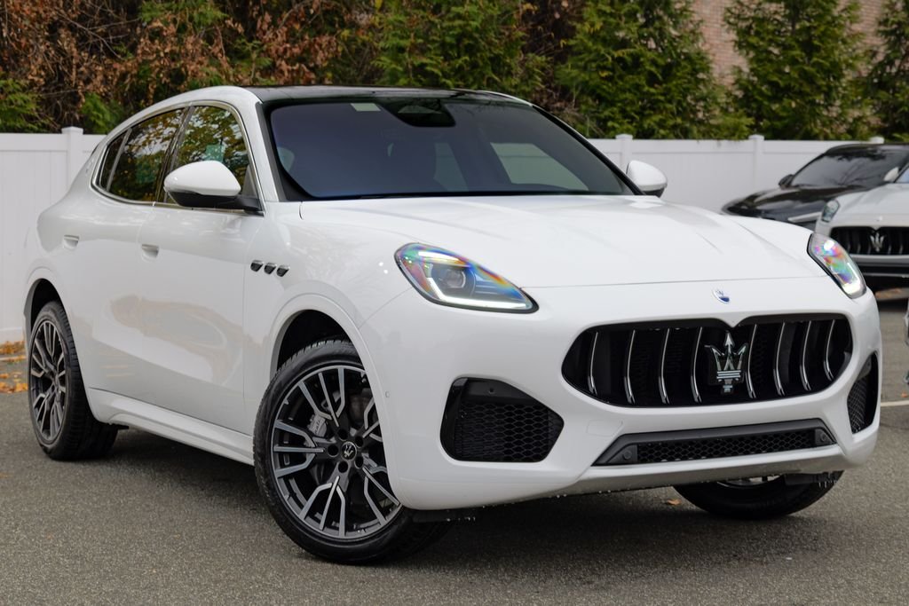 2025 Maserati Grecale Base