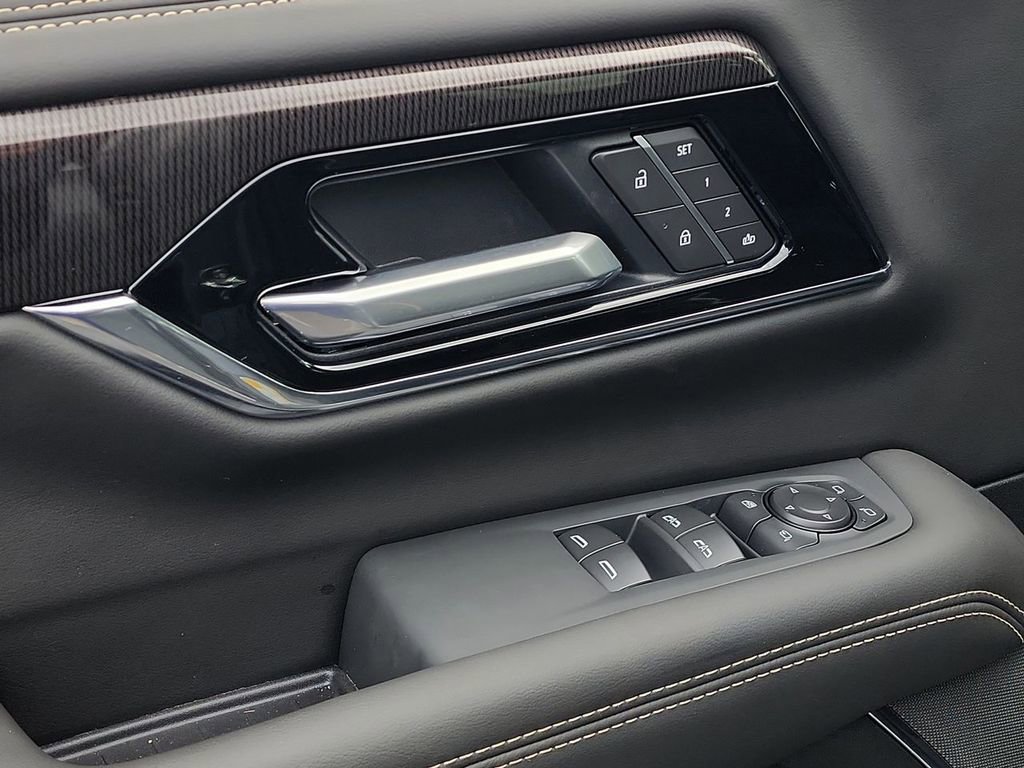2026 GMC Yukon XL Elevation - Photo 13