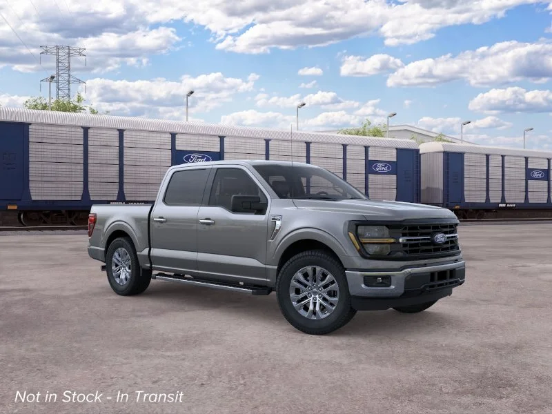 New 2026 Carbonized Gray Metallic Ford XLT image 7