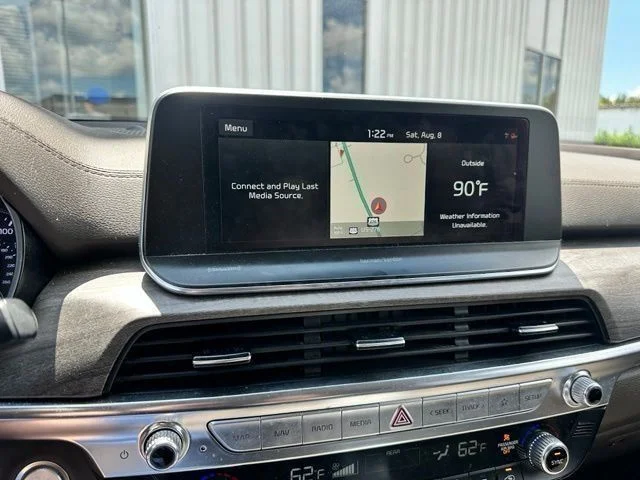 Used 2021 Black Kia SX image 11