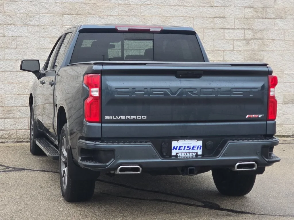 Used 2021 Gray Chevrolet RST image 11