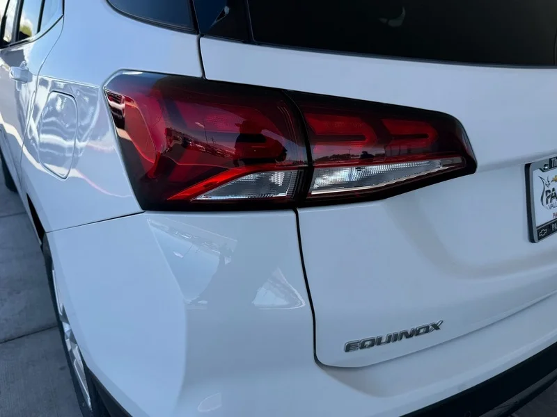 Used 2024 Summit White Chevrolet LT image 22